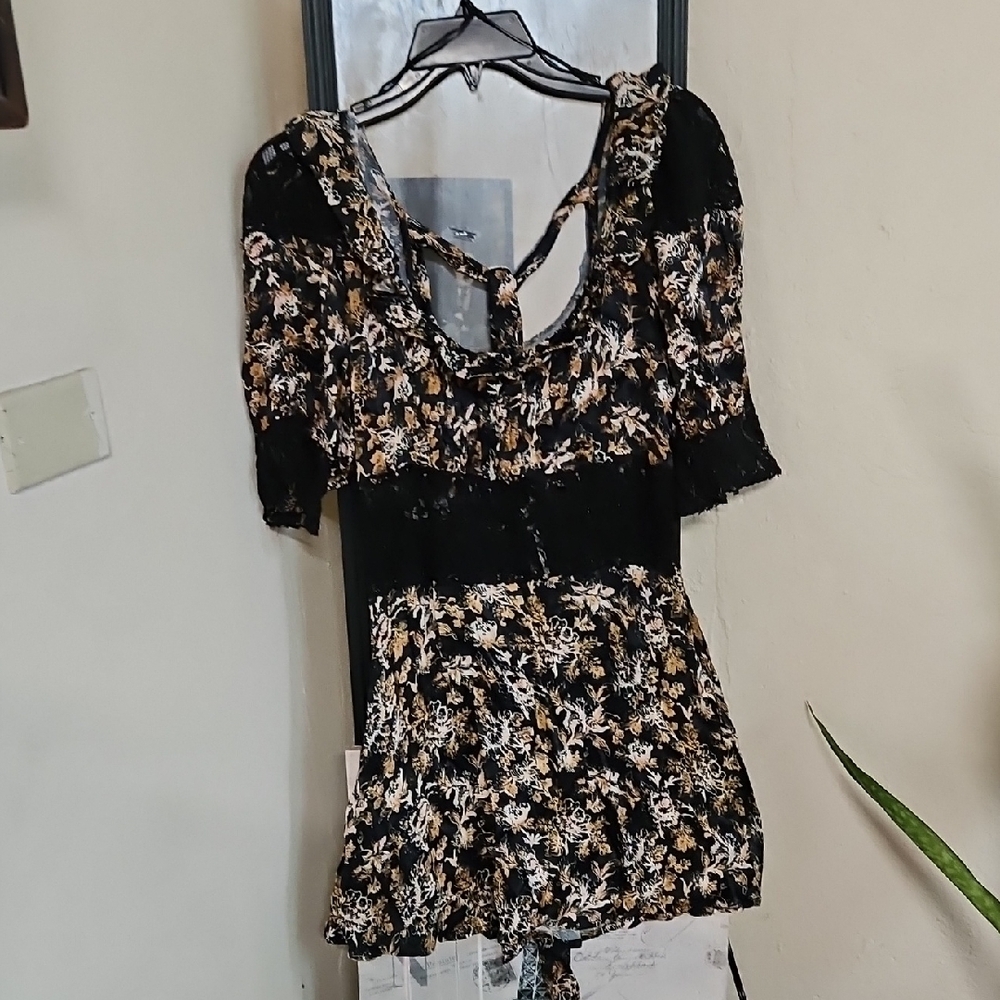 Floral Black and Cream Women's Top | New